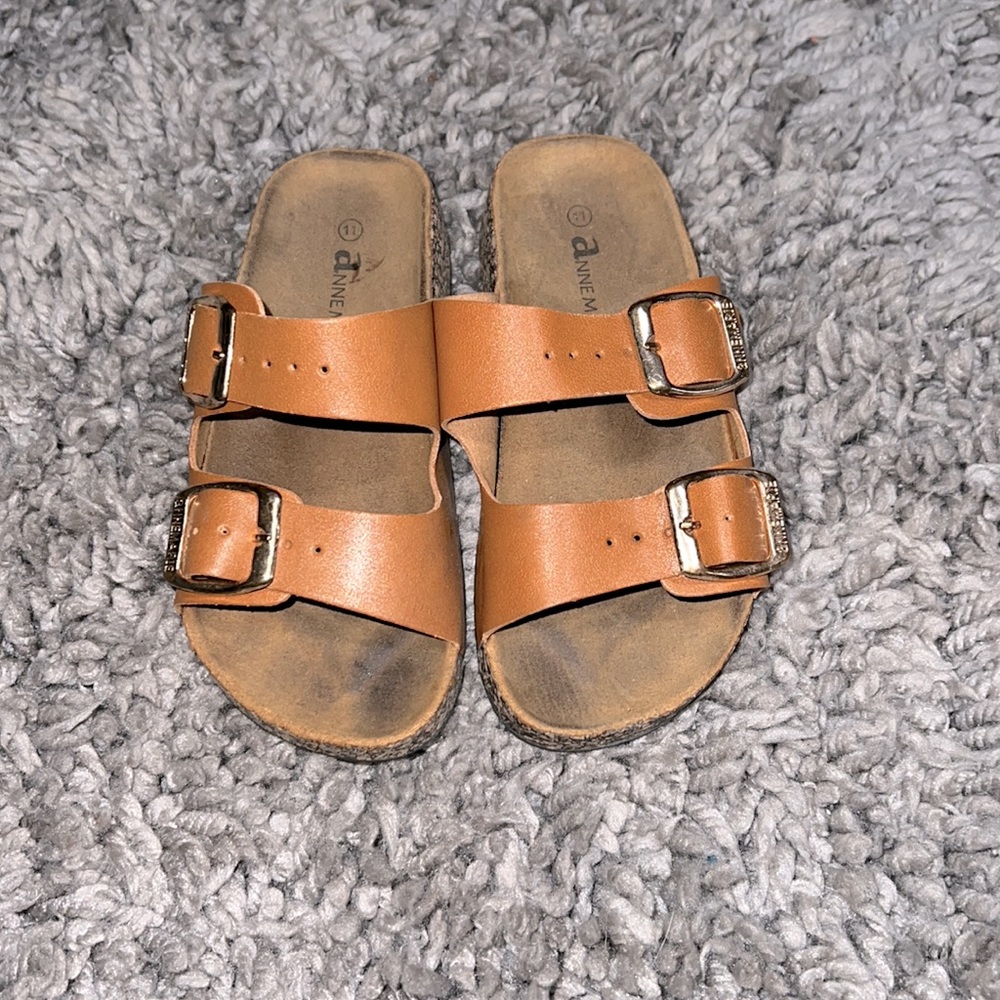 Girls Sandals.